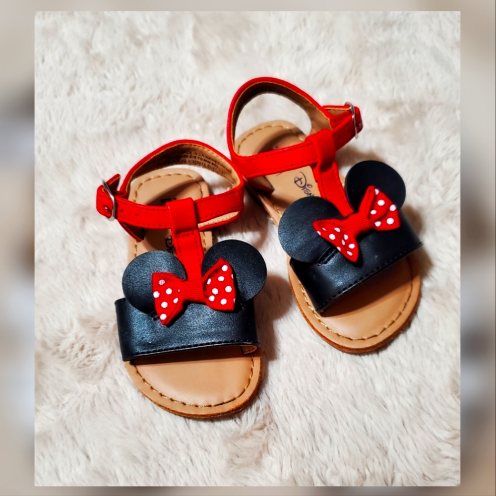 Mini mouse sandals